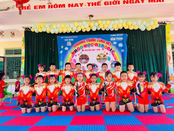 CHƯƠNG TRÌNH TỔNG KẾT KHOÁ HỌC AEROBIC