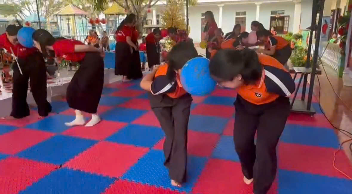 z7735279922847 47c882505ffe896f3bafb15754d30c35